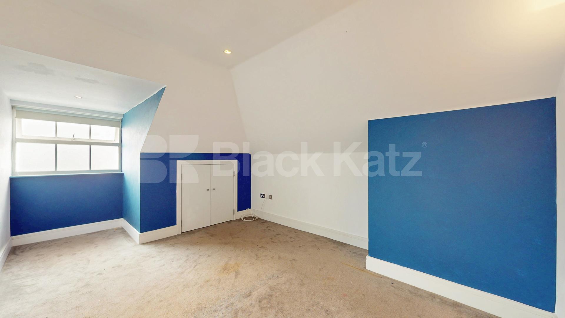 Spacious 3 bed 3 bath apartment set in a beautiful location  Adelaide Road, Primrose Hill / Chalk Farm